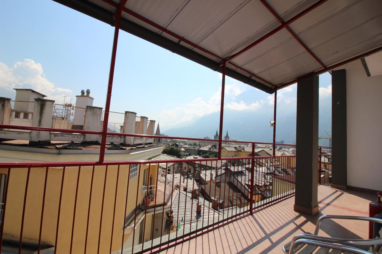 Lovely Panoramic View Apartment - Affitti Brevi Italia Aosta Exteriér fotografie
